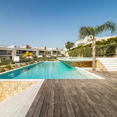 Family 3 Bedrooms Private Rooftop With Pool Vila *