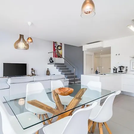 Family 3 Bedrooms Private Rooftop With Pool Villa