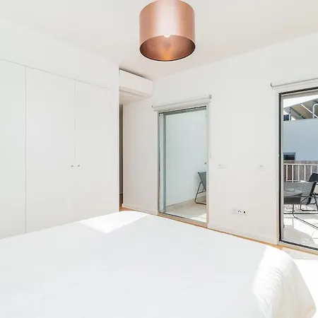 Family 3 Bedrooms Private Rooftop With Pool * Albufeira